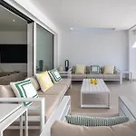 Espectacular Adosada A Escasos Metros De La Playa Feriehus Marbella