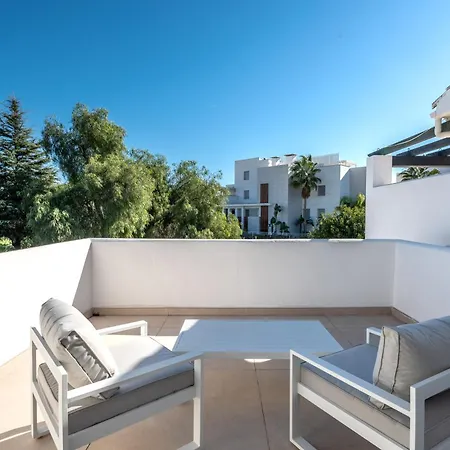 度假居 Espectacular Adosada A Escasos Metros De La Playa 马尔韦利亚