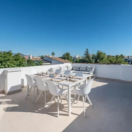 Vakantiehuis Espectacular Adosada A Escasos Metros De La Playa Marbella