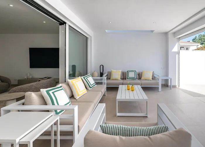 Espectacular Adosada A Escasos Metros De La Playa Dom wakacyjny Marbella