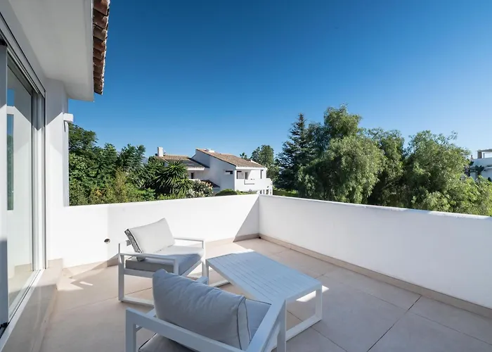 Feriehus Espectacular Adosada A Escasos Metros De La Playa Marbella